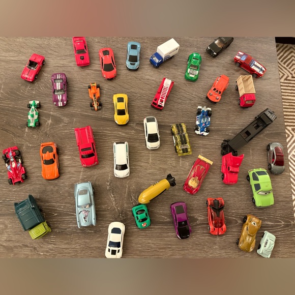 Assorted Hot Wheels Toy Cars - Picture 2 of 7